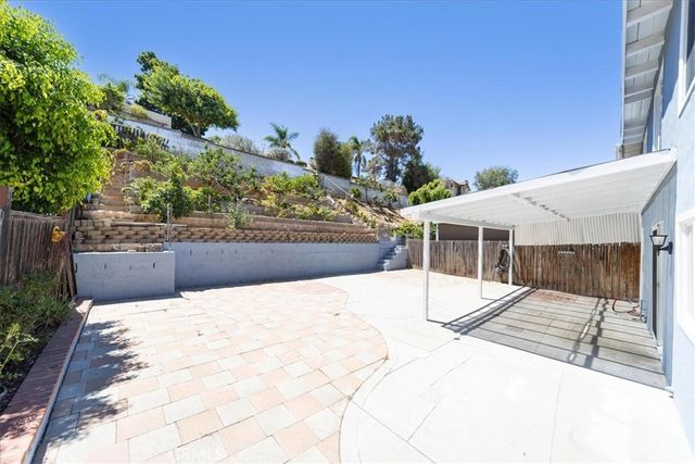 835 Raintree Place, Vista, CA 92084