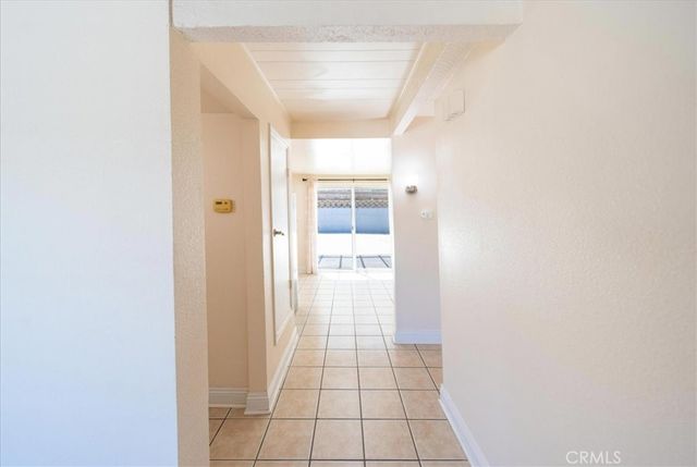 835 Raintree Place, Vista, CA 92084