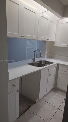 202 Lake Pointe Drive 204, Oakland Park, FL 33309