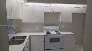 202 Lake Pointe Drive 204, Oakland Park, FL 33309