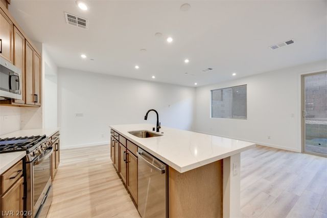 11940 Glide Reflection Avenue, Las Vegas, NV 89138