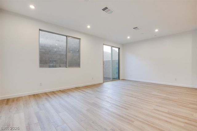 11940 Glide Reflection Avenue, Las Vegas, NV 89138