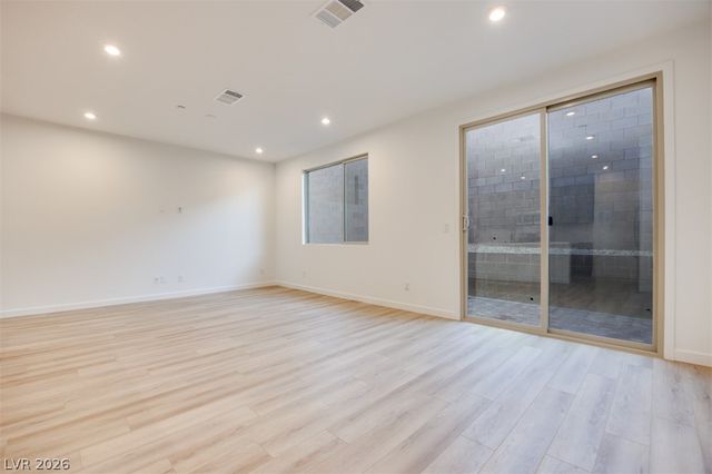 11940 Glide Reflection Avenue, Las Vegas, NV 89138