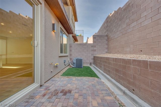 11940 Glide Reflection Avenue, Las Vegas, NV 89138