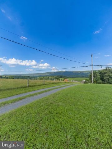 11101 WINCHESTER GRADE RD, Berkeley Springs, WV 25411