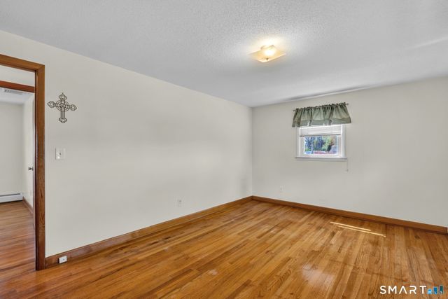 35 Puritan Lane, Newington, CT 06111