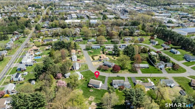 35 Puritan Lane, Newington, CT 06111