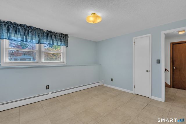 35 Puritan Lane, Newington, CT 06111