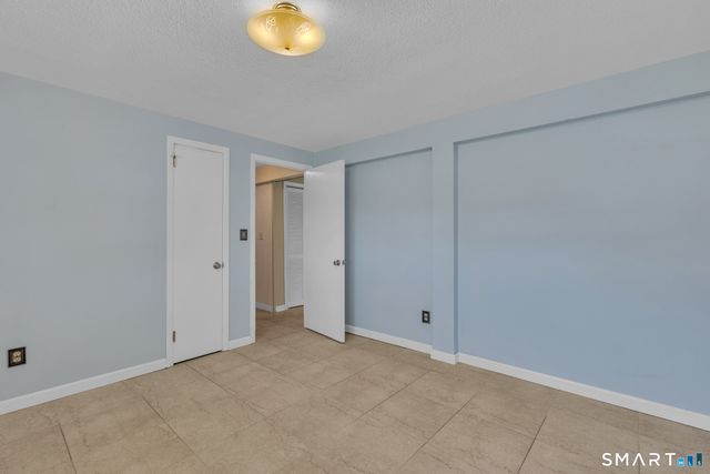 35 Puritan Lane, Newington, CT 06111