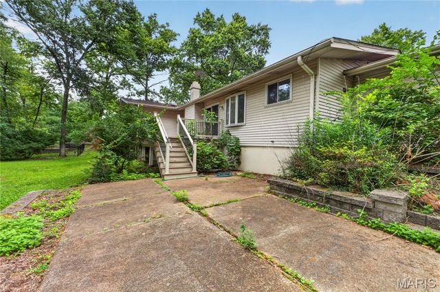 12470 Villa Hill Lane, Creve Coeur, MO 63141