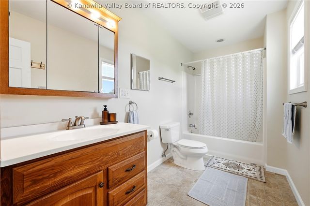 125 Graceland Circle, South Charleston, WV 25309