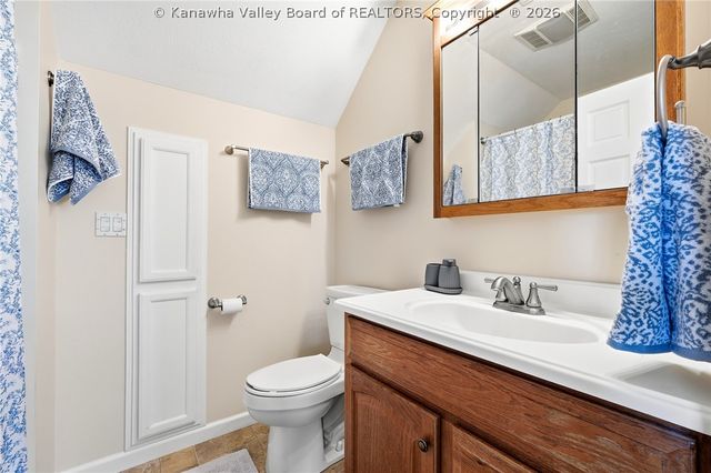 125 Graceland Circle, South Charleston, WV 25309