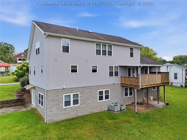 125 Graceland Circle, South Charleston, WV 25309