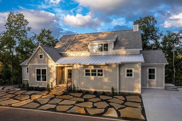 300 Chandler Rd, Doyle, TN 38559