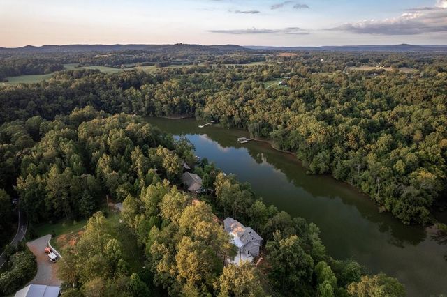 300 Chandler Rd, Doyle, TN 38559