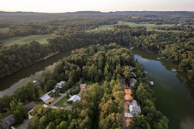 300 Chandler Rd, Doyle, TN 38559
