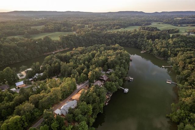 300 Chandler Rd, Doyle, TN 38559