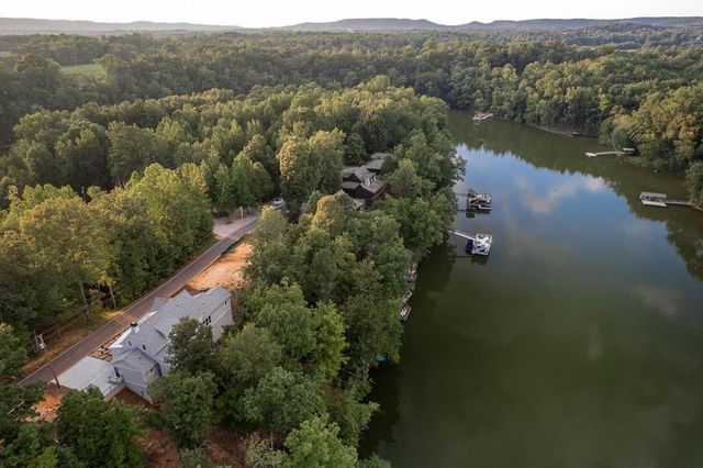 300 Chandler Rd, Doyle, TN 38559