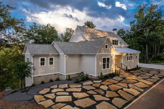 300 Chandler Rd, Doyle, TN 38559