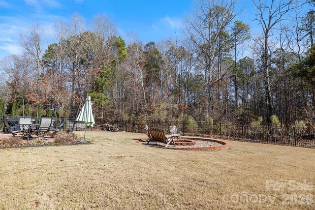 4042 Highgate Lane, Lancaster, SC 29720
