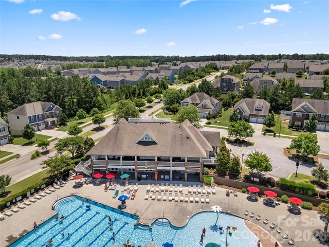 4042 Highgate Lane, Lancaster, SC 29720