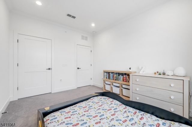 63 Aspen Dr, Cedar Grove Twp., NJ 07009