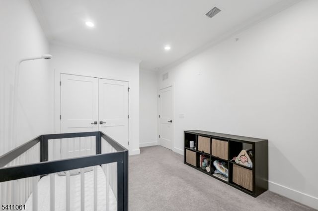 63 Aspen Dr, Cedar Grove Twp., NJ 07009