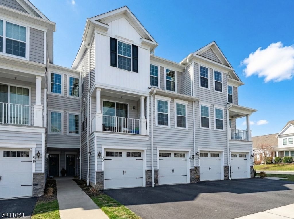 63 Aspen Dr, Cedar Grove Twp., NJ 07009