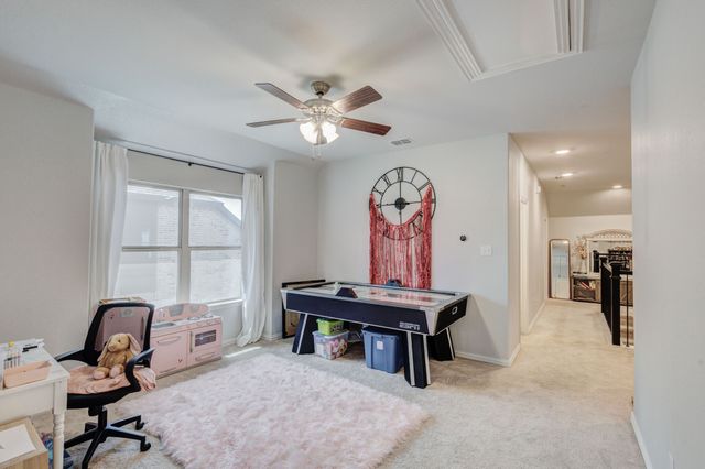 2817 Stallion Trail Way, Aubrey, TX 76227