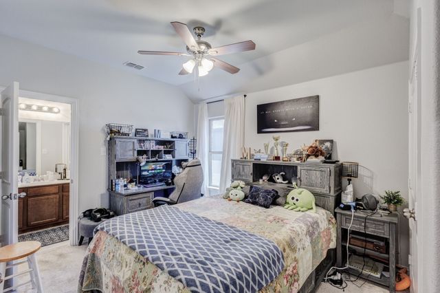 2817 Stallion Trail Way, Aubrey, TX 76227