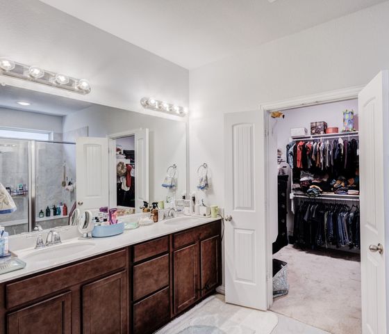 2817 Stallion Trail Way, Aubrey, TX 76227