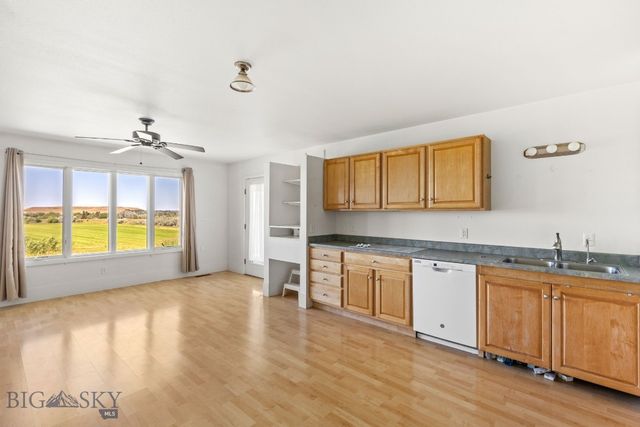 125 Sun River Road, Great Falls, MT 59404