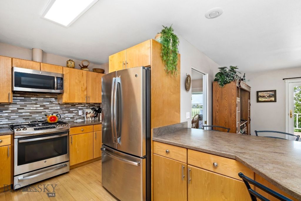 125 Sun River Road, Great Falls, MT 59404 photo 16