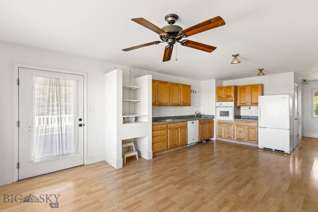 125 Sun River Road, Great Falls, MT 59404 photo 31