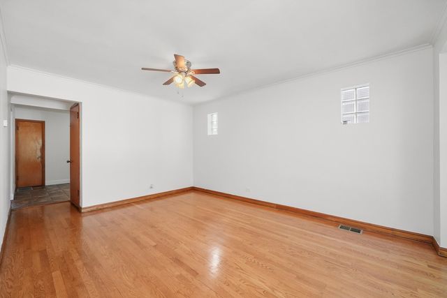 5949 S Kildare Avenue, Chicago, IL 60629