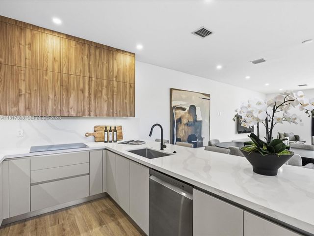 2732 SW 31st Avenue, Miami, FL 33133