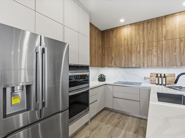 2732 SW 31st Avenue, Miami, FL 33133