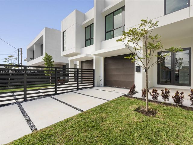 2732 SW 31st Avenue, Miami, FL 33133