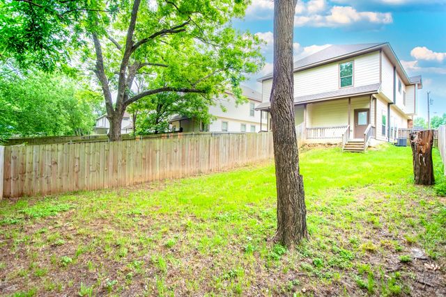 440 Pecan Hollow, Garrett, TX 75119