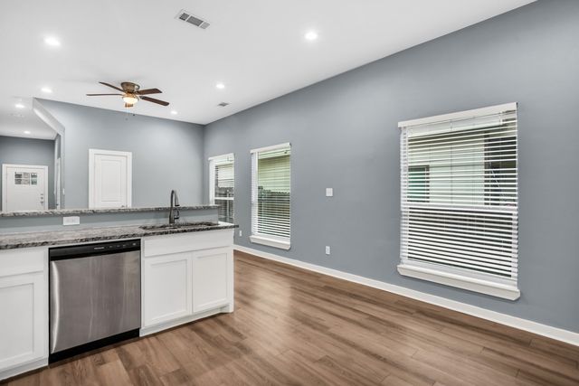 440 Pecan Hollow, Garrett, TX 75119