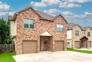 440 Pecan Hollow, Garrett, TX 75119