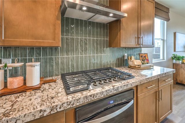 1504 Kaylis Cove Place 22, North Las Vegas, NV 89084