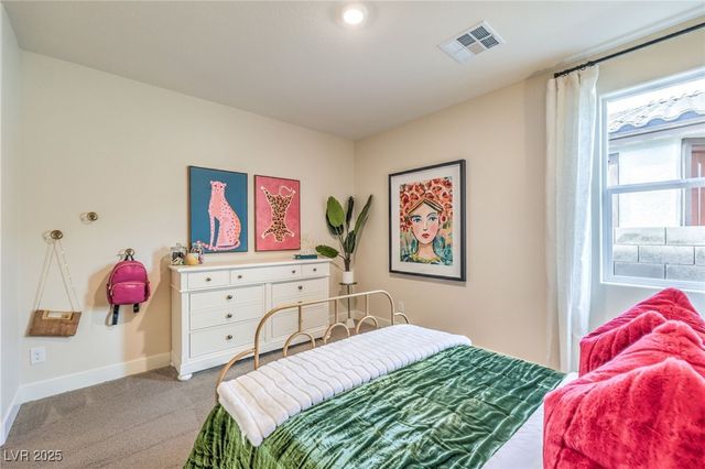 1504 Kaylis Cove Place 22, North Las Vegas, NV 89084