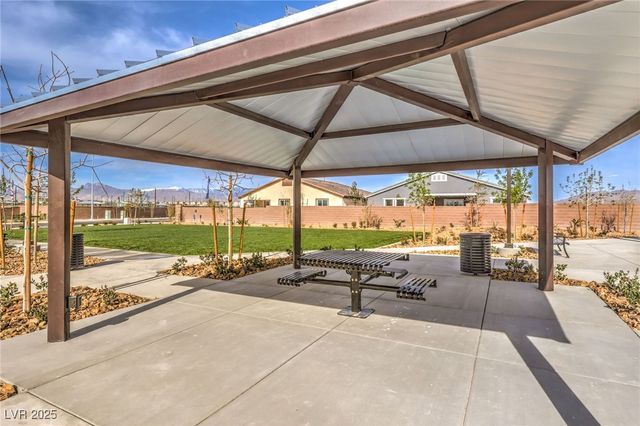 1504 Kaylis Cove Place 22, North Las Vegas, NV 89084