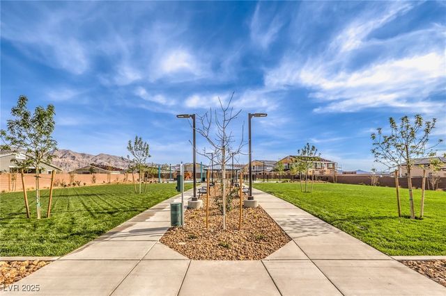 1504 Kaylis Cove Place 22, North Las Vegas, NV 89084