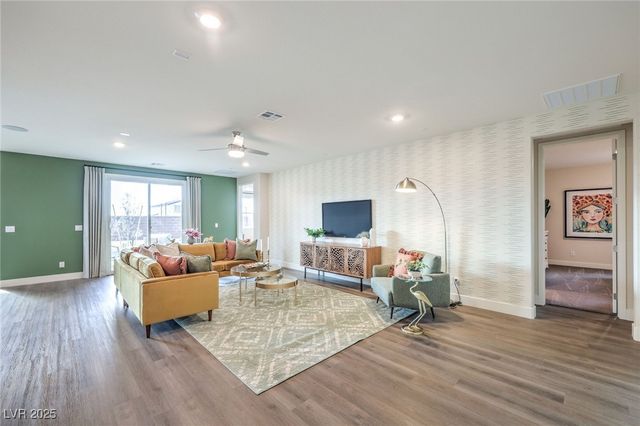 1504 Kaylis Cove Place 22, North Las Vegas, NV 89084