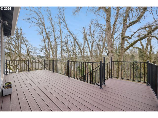 2724 Ridge Ln, West Linn, OR 97068