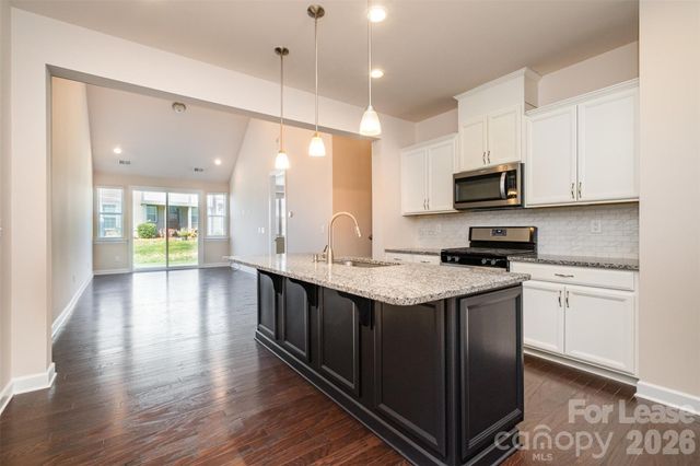 9320 Glenburn Lane, Charlotte, NC 28278