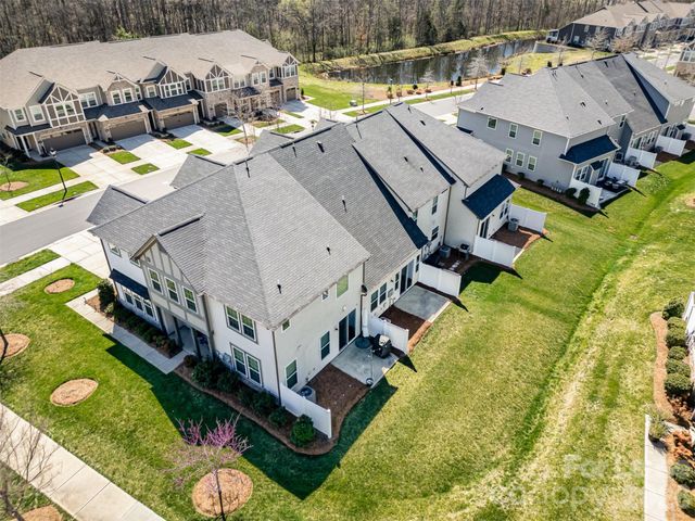 9320 Glenburn Lane, Charlotte, NC 28278