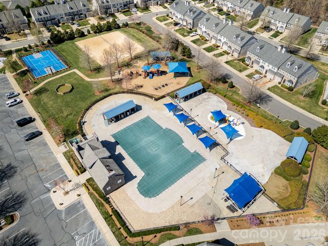 9320 Glenburn Lane, Charlotte, NC 28278